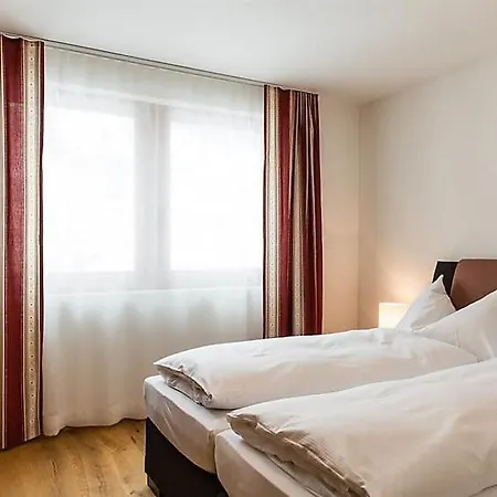 Sleeps 6 Wifi *